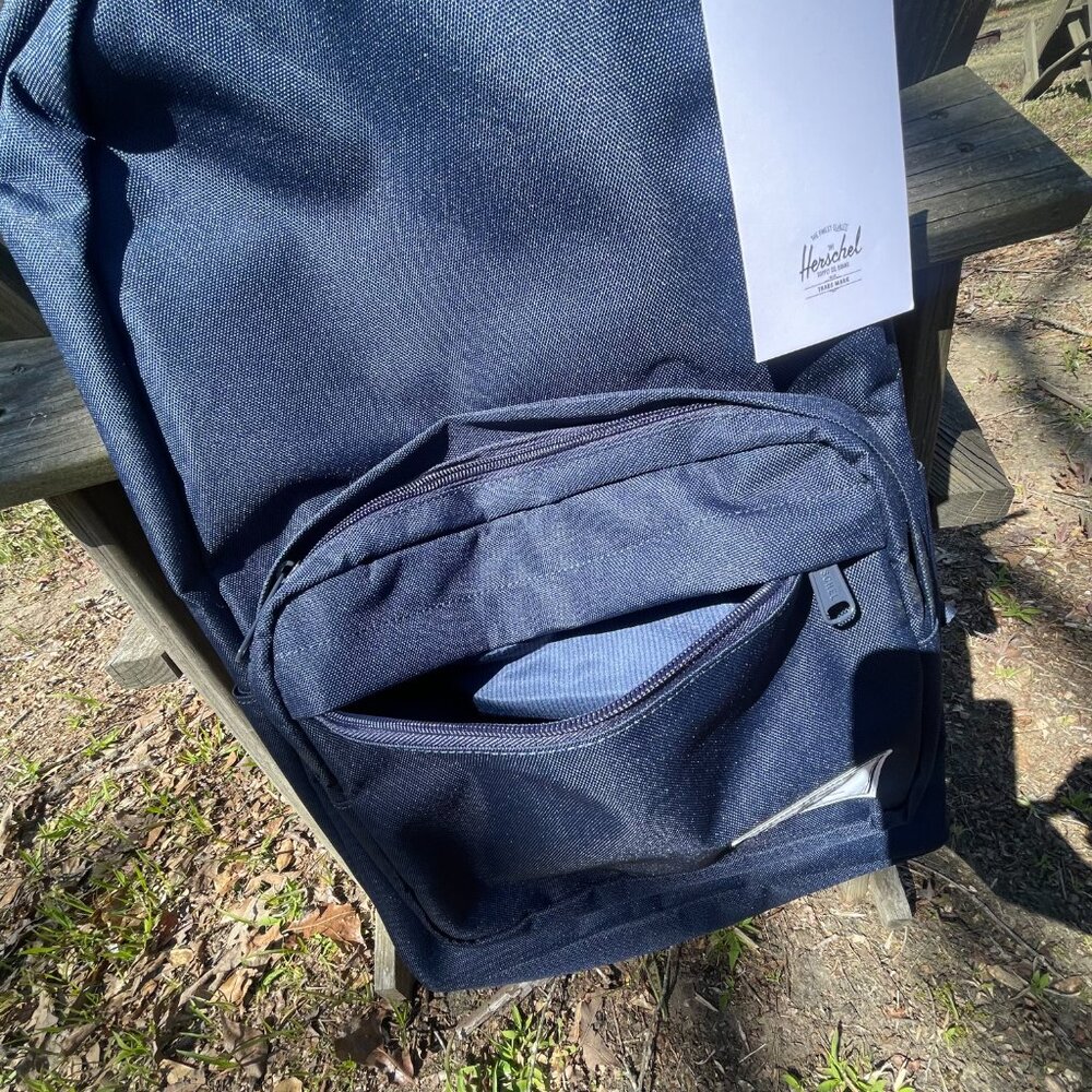 NWT Unisex Adult OS Navy Herschel Supply Co. Miller Backpack - Picture 10 of 15